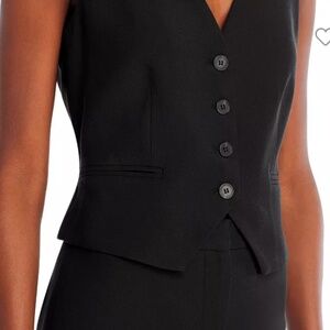 Aqua button-up-v-neck with slim fit and princess seams for shaping